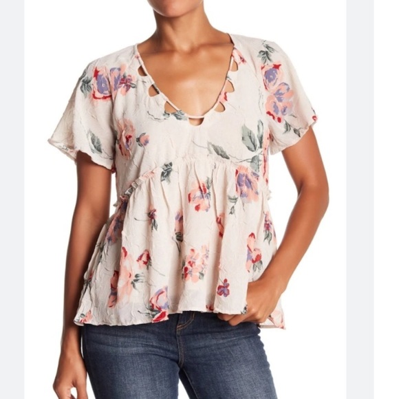 Lucky Brand Tops - Lucky Brand Pale Pink Floral Blouse